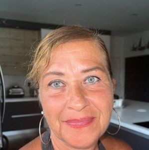 Meet your Posher, Maria luisa